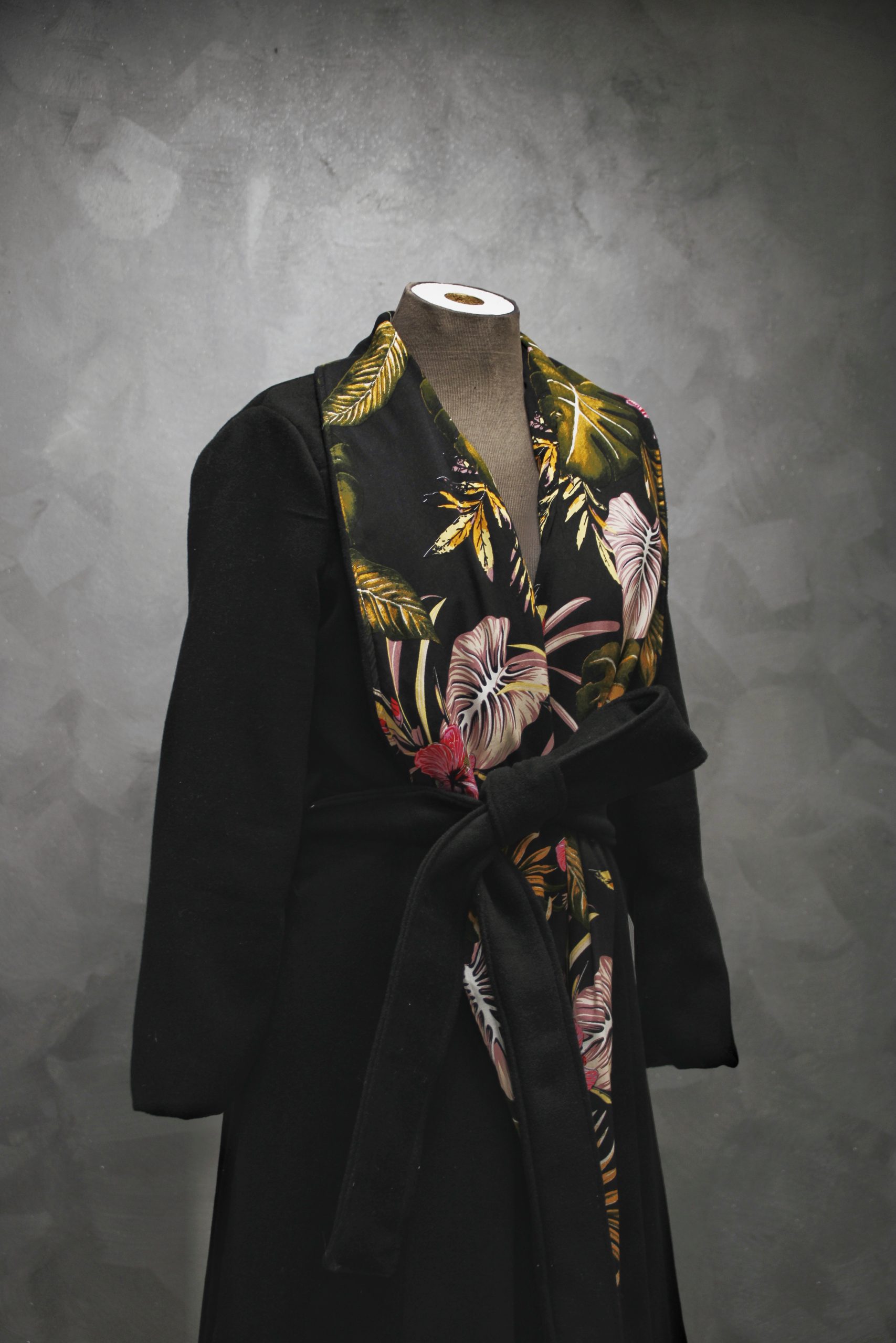 Kaput sa šal-kragnom i postavom