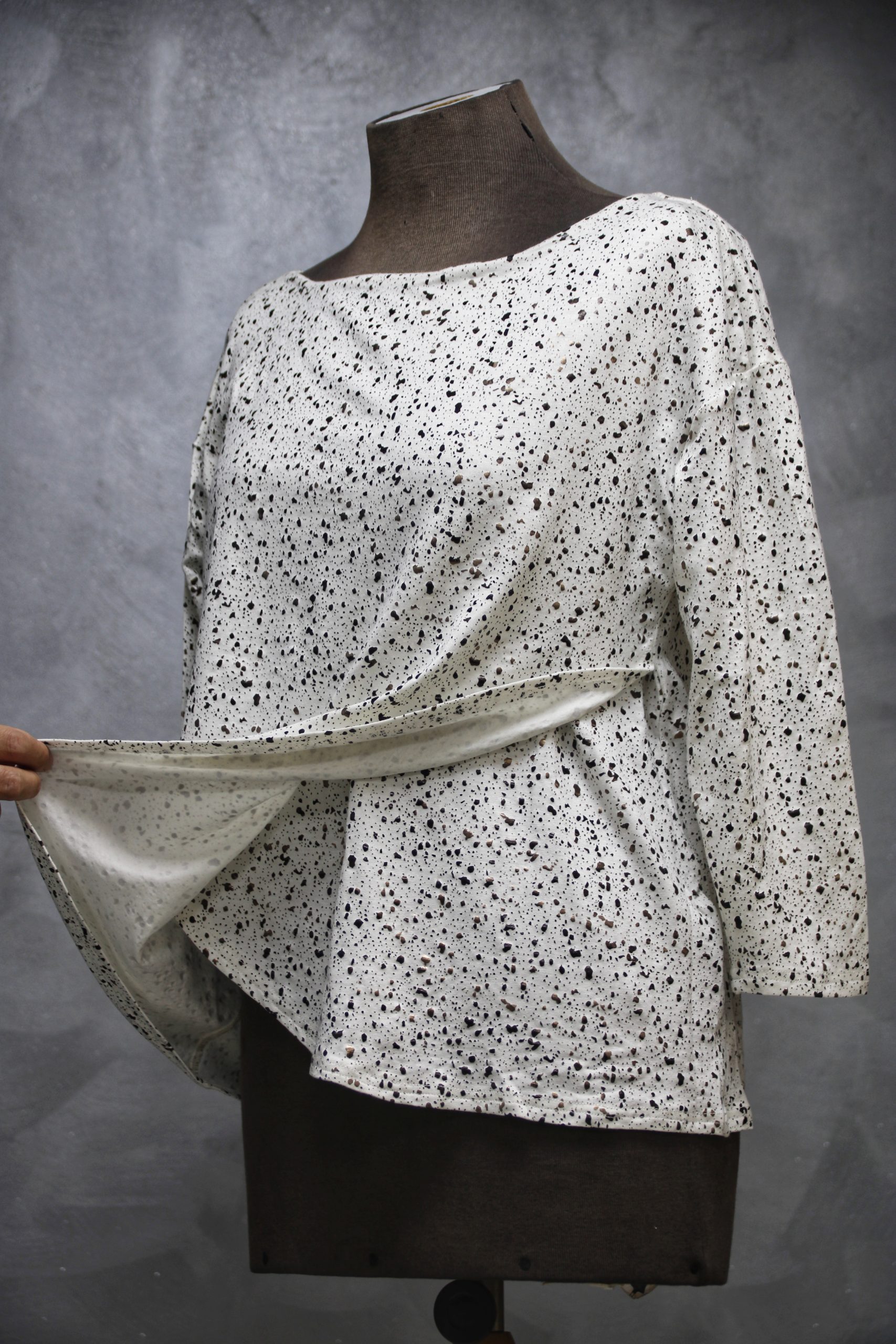 Višenamenska majica za trudnice i mame - Slika 4